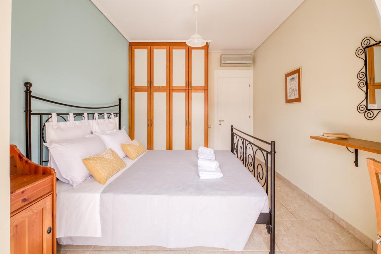 Dimeli Junior Apartment At The Beach Barbati Exterior photo